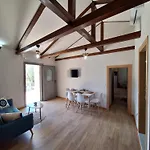 Villa Djoumas